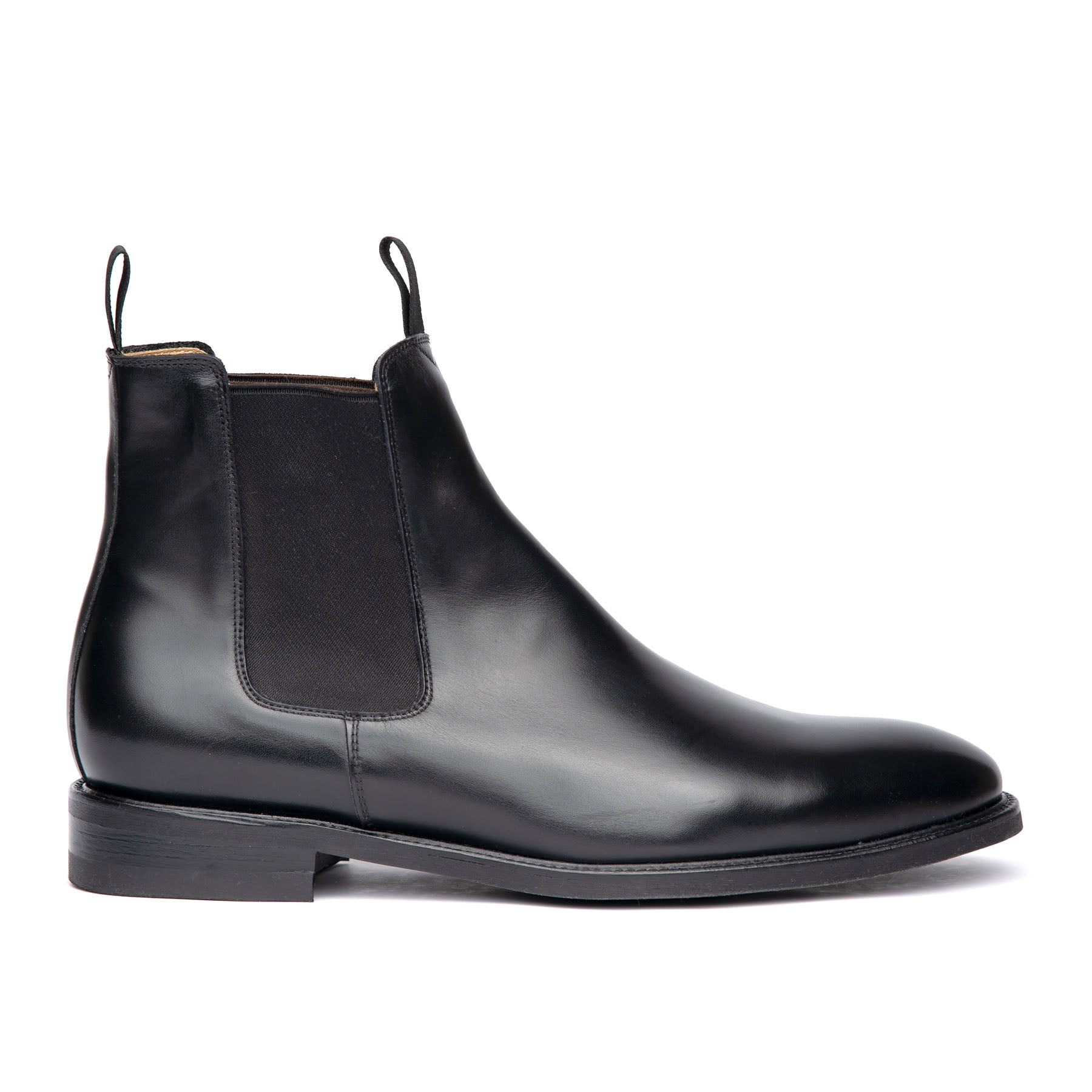 The Safari black chelsea boots, made with single box calf leather with elastic side panel 