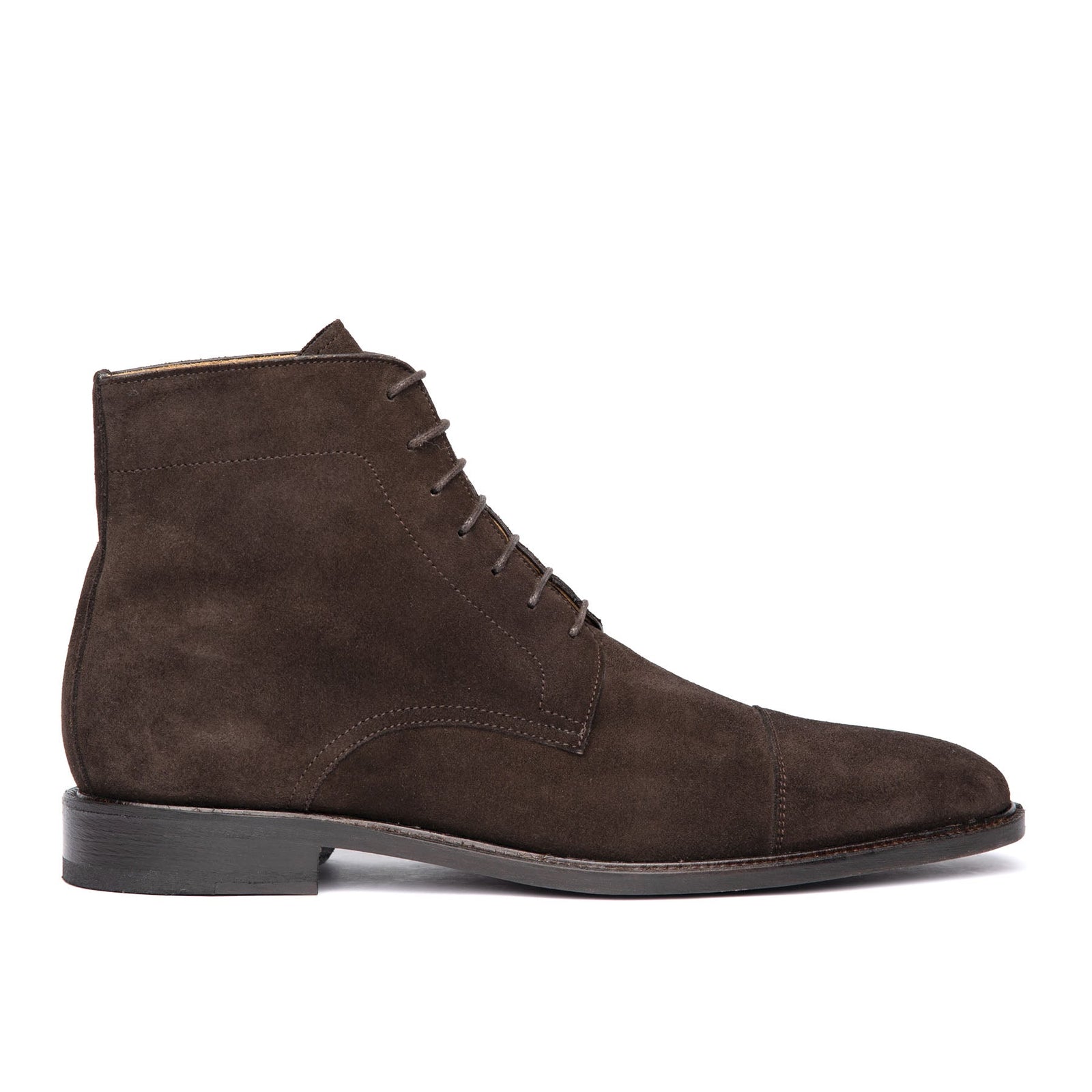 Mens suede boot made featuring 360 leather welt and welted construction for everyday wear