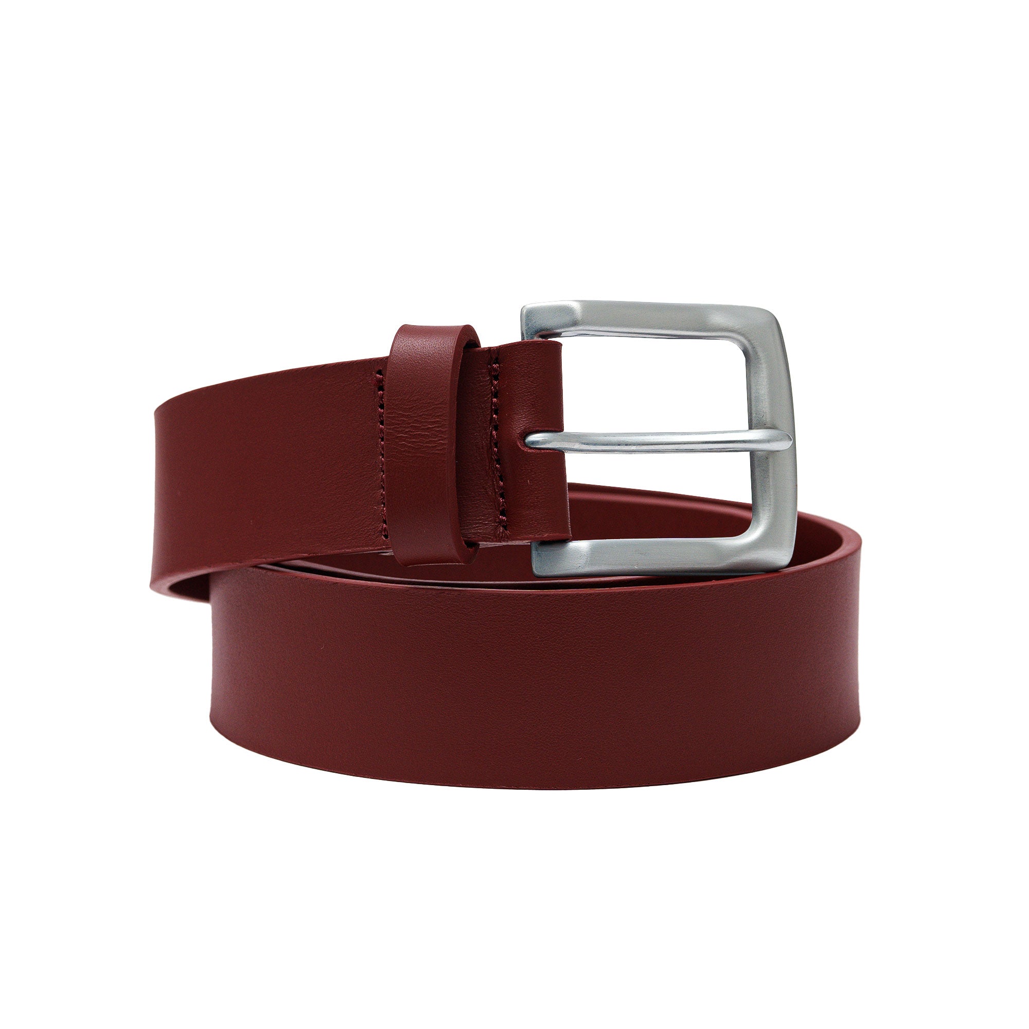 Mens burgundy leather belt. Rich color for denim, chinos & smart casual outfits.
