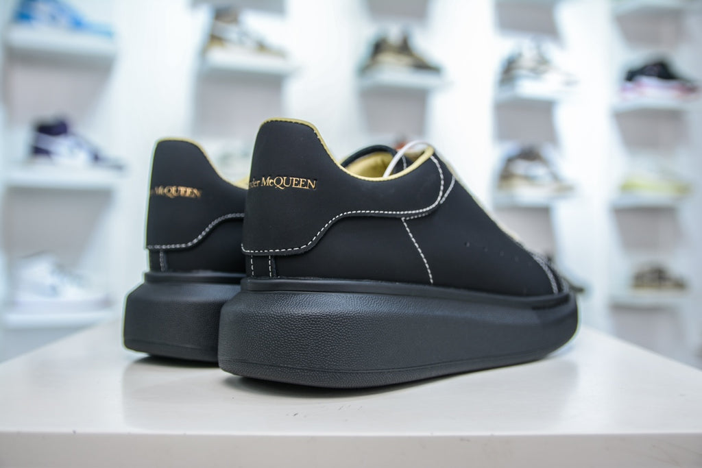 ** Alexander McQueen Luxury Low-Top Leather Sneakers - Thickness Sole Casual Style

**