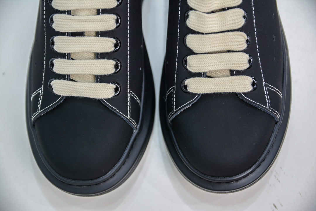 ** Alexander McQueen Luxury Low-Top Leather Sneakers - Thickness Sole Casual Style

**