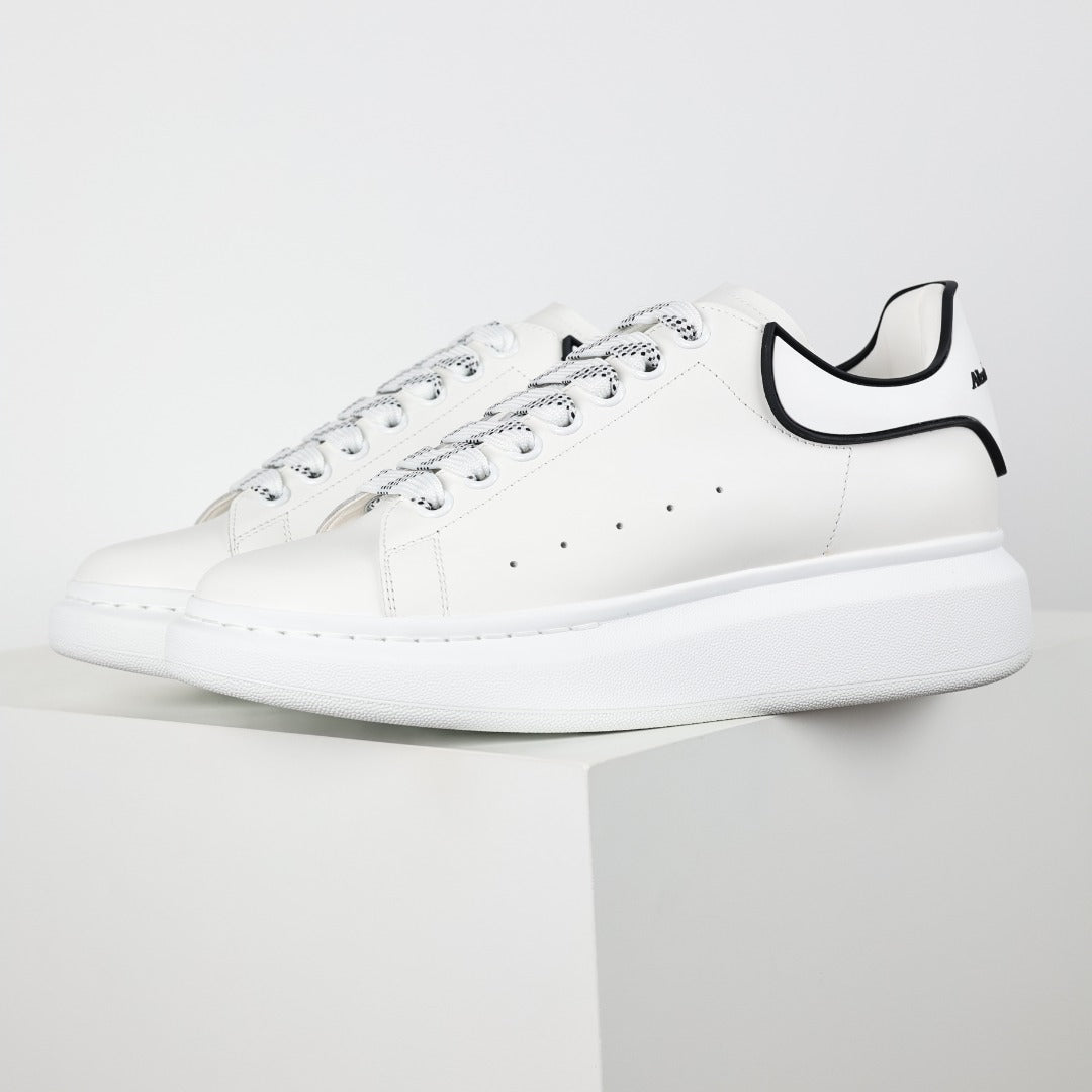 ** Alexander McQueen Original Lace-Up Sneakers - Limited Edition

**